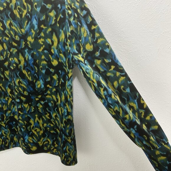 Chico’s Ikat Velvet Long Sleeve Tee Green Colorful Abstract Size L Long Sleeve - Picture 5 of 9